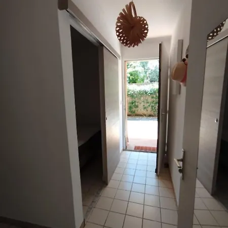 Apartment Rez-de-jardin Climatise